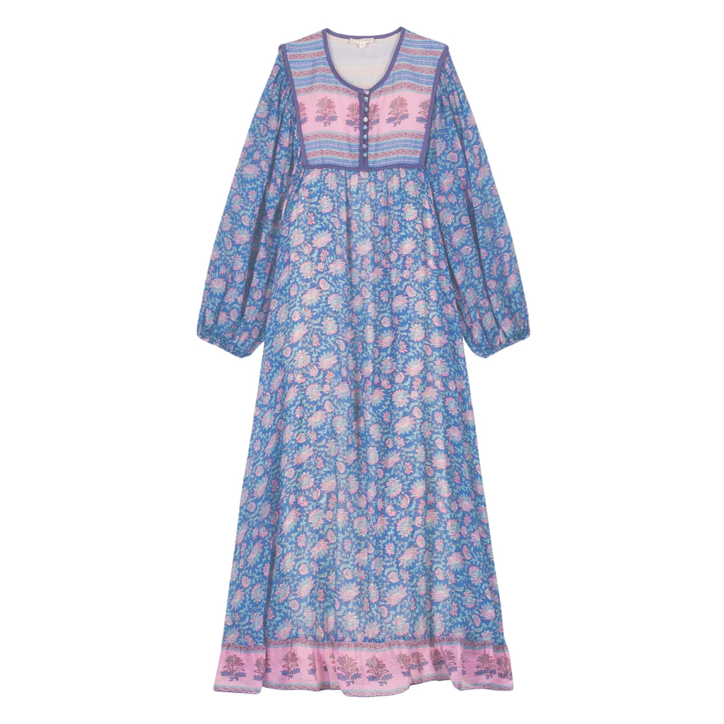 Long dress in lightweight organic cotton, with feminine balloon sleeves with elasticated shape for a relaxed silhouette.
Louise Misha Blue Capri Cove Gypsina Dress - Jo And Co Louise Misha Blue Capri Cove Gypsina Dress - Louise Misha