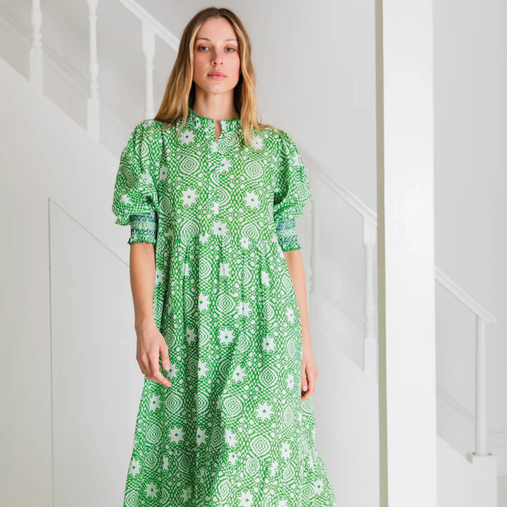 Hand block-printed organic cotton voile lined shirt dress in apple green with tiers, side seam pockets and elbow length sleeves.
Bonté Apple Green Loane Dress - Jo And Co Bonté Apple Green Loane Dress - Bonté