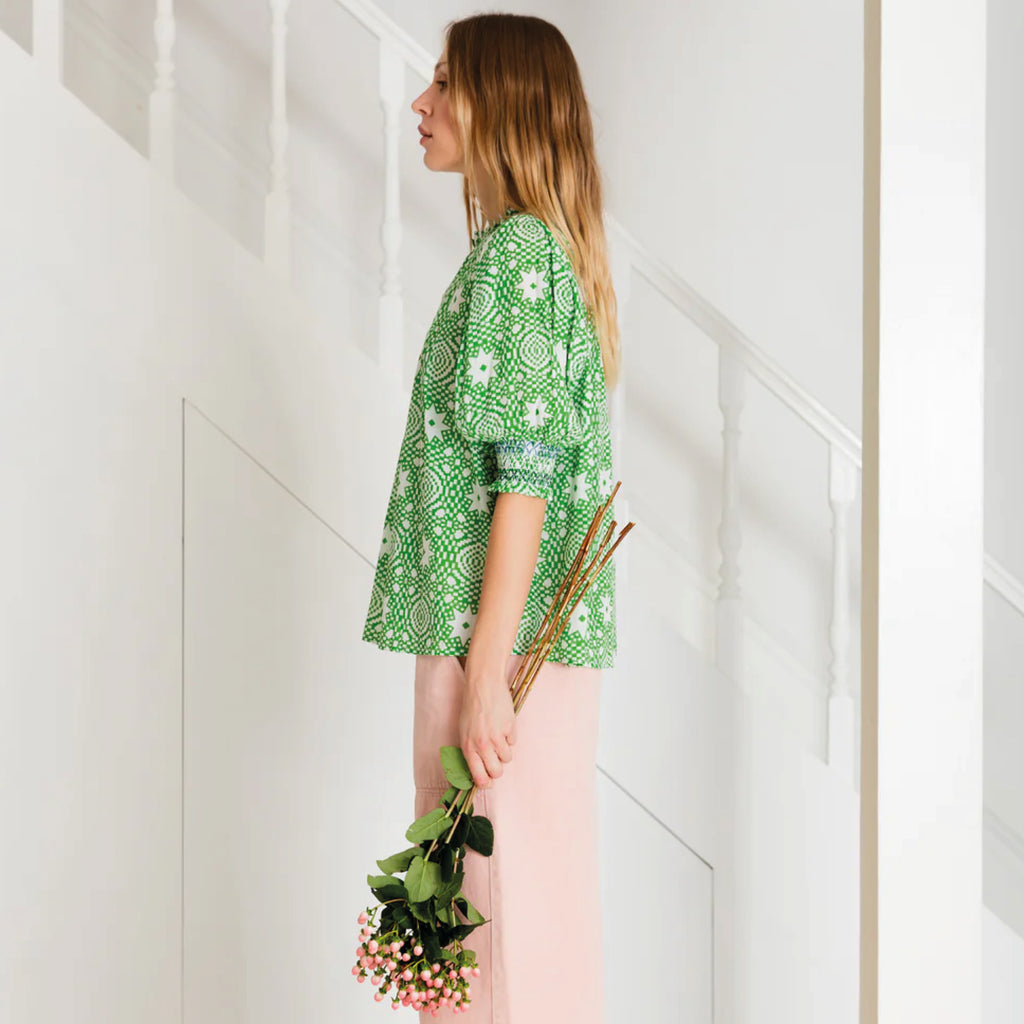 Hand block-printed green cotton voile shirt, with frill collar, half placket opening with buttons and elbow length sleeves.
Bonté Apple Green Loane Shirt - Jo And Co Bonté Apple Green Loane Shirt - Bonté