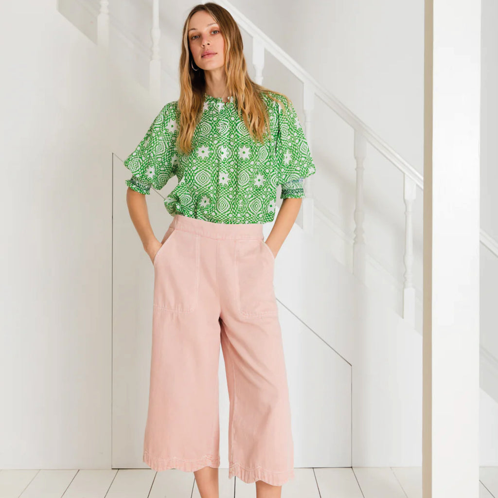 Hand block-printed green cotton voile shirt, with frill collar, half placket opening with buttons and elbow length sleeves.
Bonté Apple Green Loane Shirt - Jo And Co Bonté Apple Green Loane Shirt - Bonté