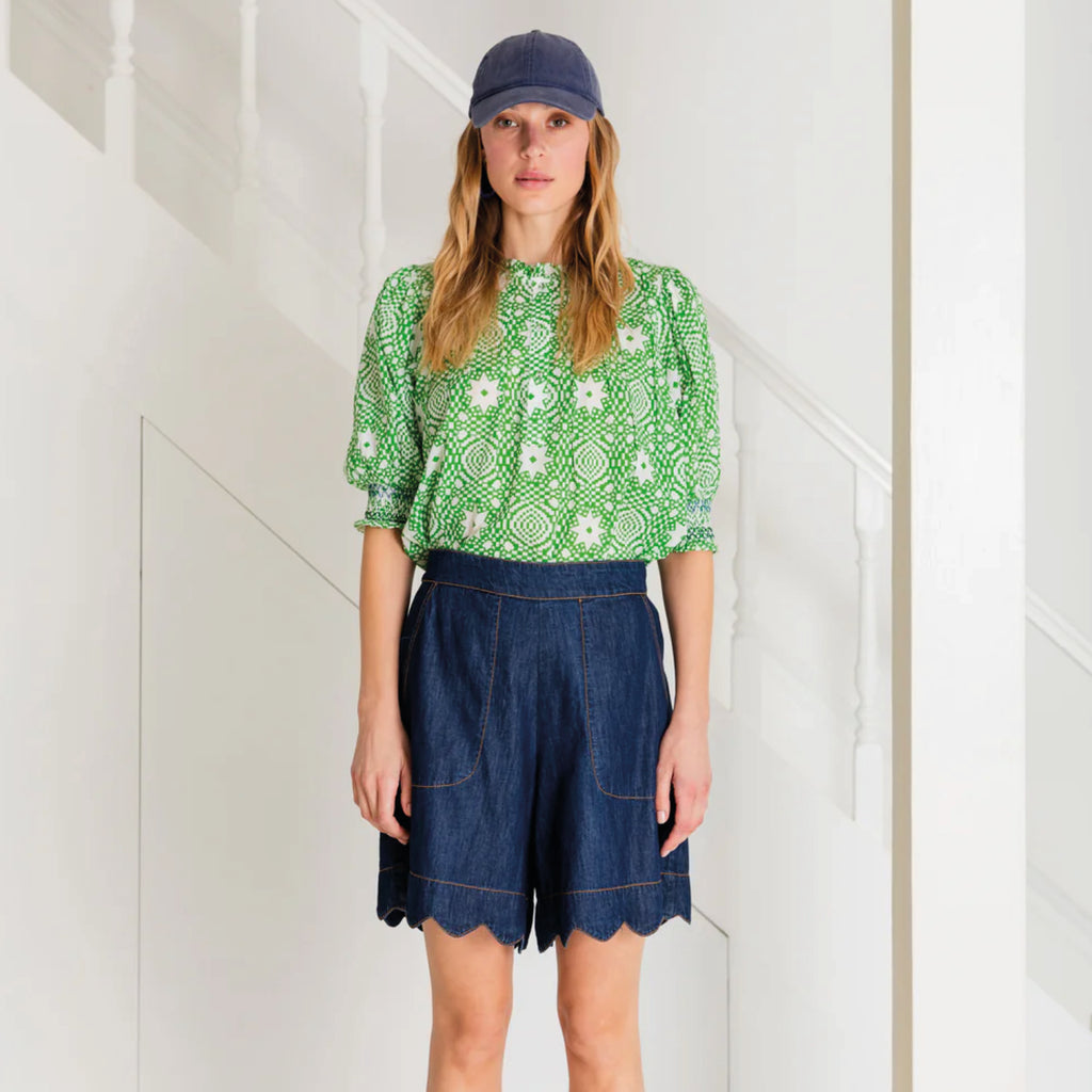 Hand block-printed green cotton voile shirt, with frill collar, half placket opening with buttons and elbow length sleeves.
Bonté Apple Green Loane Shirt - Jo And Co Bonté Apple Green Loane Shirt - Bonté