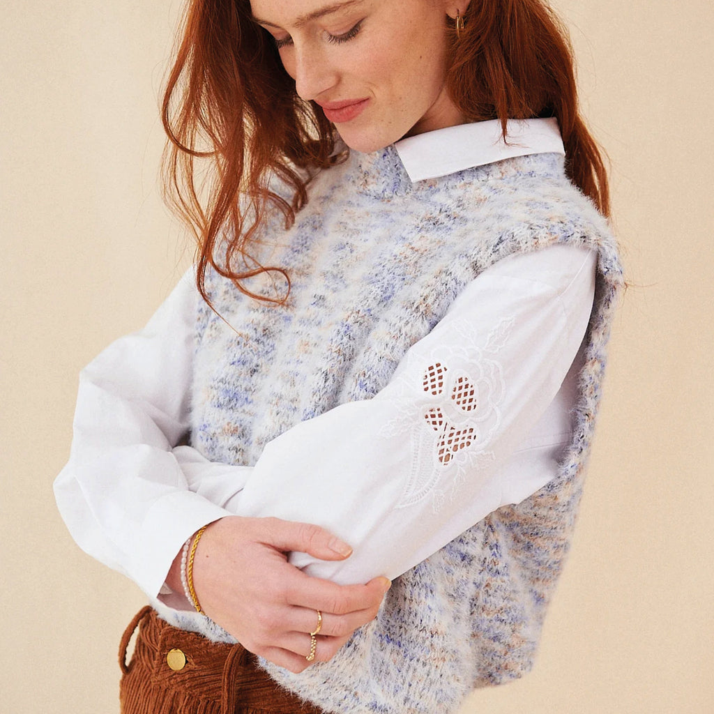 Garance Paris Ecru Tess Embroidered Shirt with pearl buttons and classic collar.
Garance Paris Ecru Tess Embroidered Shirt - Jo And Co Garance Paris Ecru Tess Embroidered Shirt - Garance Paris