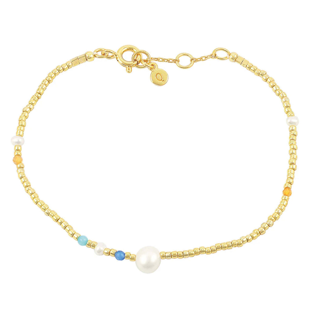 Hultquist Copenhagen Isabella Bracelet with gold and colored beads, 18K gold plated.