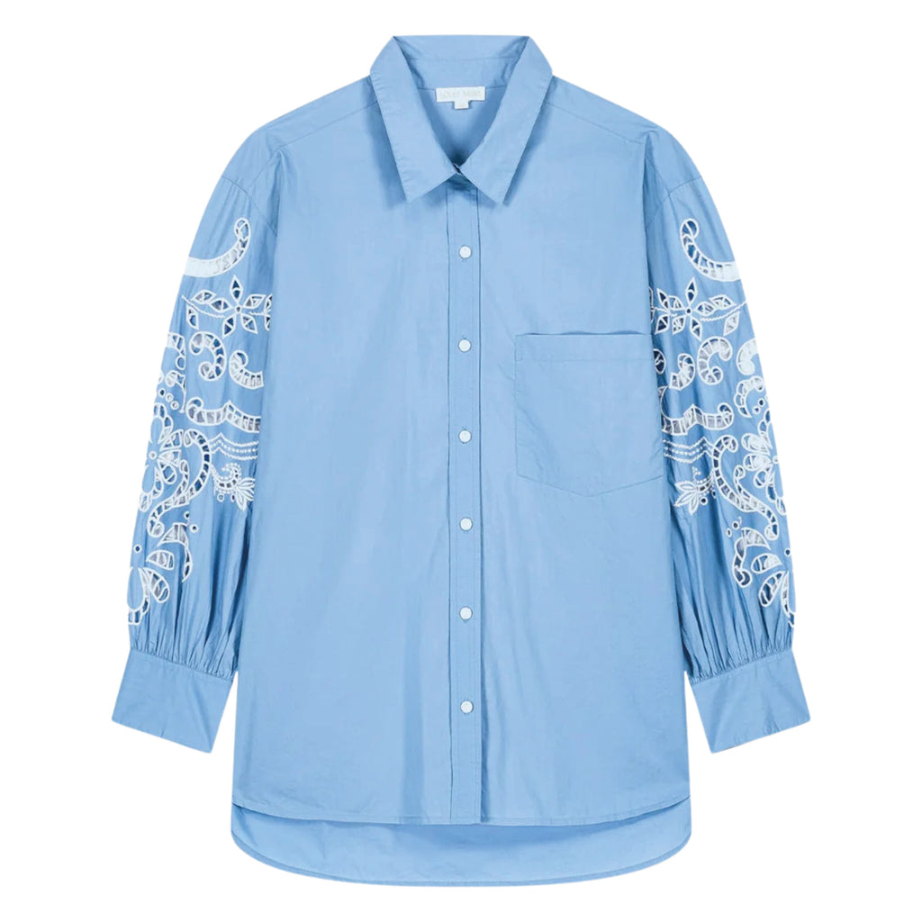 Blue cotton shirt with puff sleeves with large embroideries, handmade openwork details and shirt cuffs.
Louise Misha Blue Reynald Shirt - Jo And Co Louise Misha Blue Reynald Shirt - Louise Misha