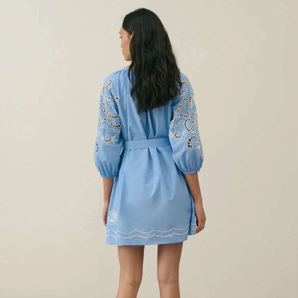 Blue dress in poplin cotton with openwork embroideries, button front and belt.
Louise Misha Blue Rinala Dress - Jo And Co Louise Misha Blue Rinala Dress - Louise Misha