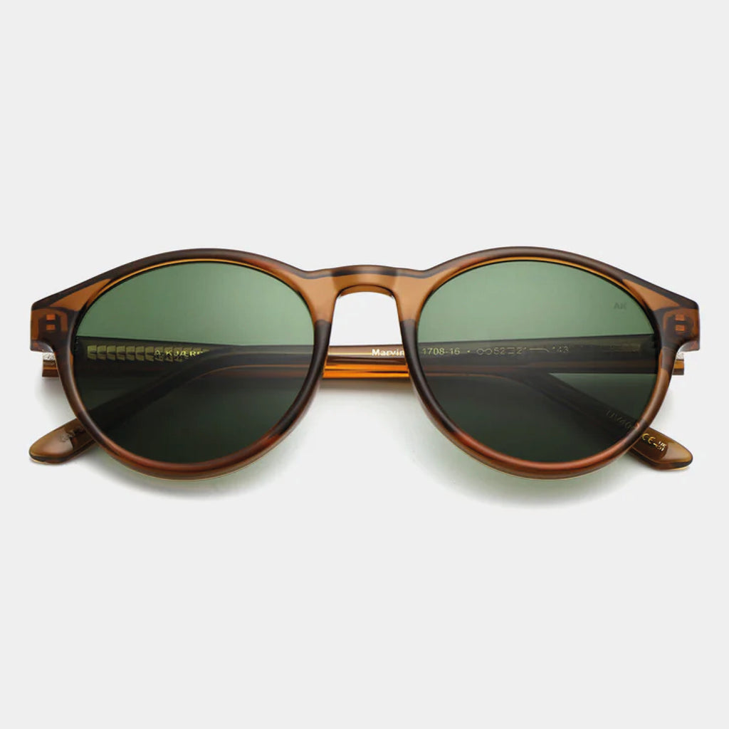 Smoke transparent frame sunglasses.
A.KJAERBEDE Marvin Smoke Transparent Sunglasses - Jo And Co A.KJAERBEDE Marvin Smoke Transparent Sunglasses - A.KJAERBEDE