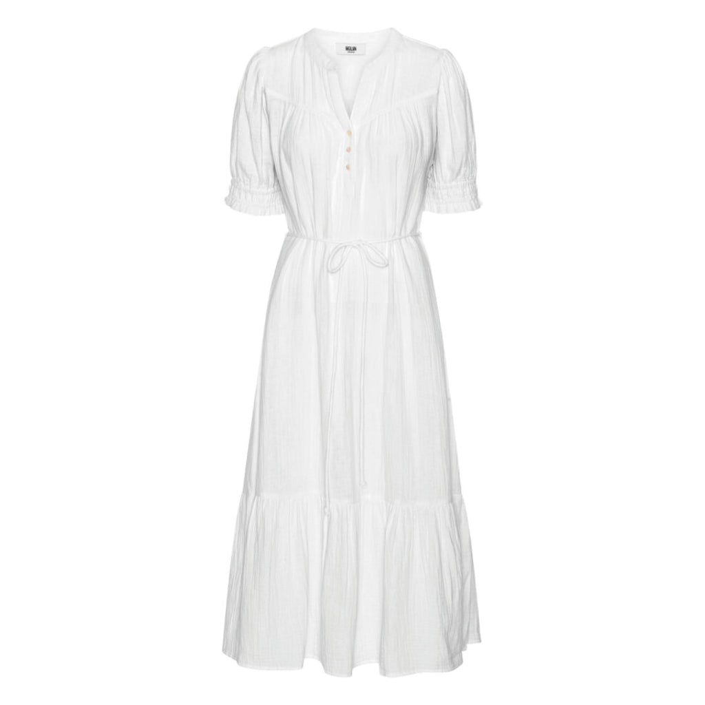 Long white dress with puffed elasticated sleeves and drawstrings around waist in a classic white cotton.
Moliin Copenhagen White Alex Dress - Jo And Co Moliin Copenhagen White Alex Dress - Moliin Copenhagen