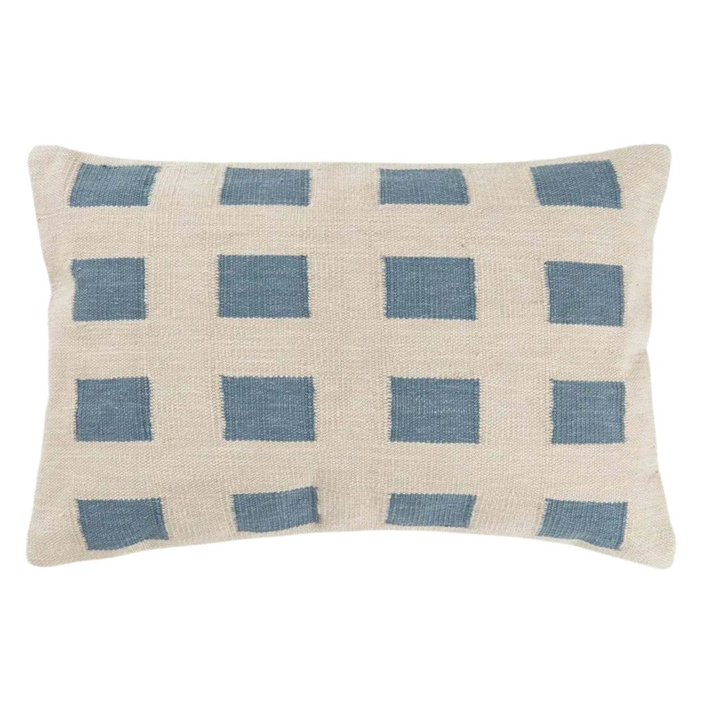 Sky Blue Faro Cushion with high-quality yarn and intricate weave, 40 x 60 cm.